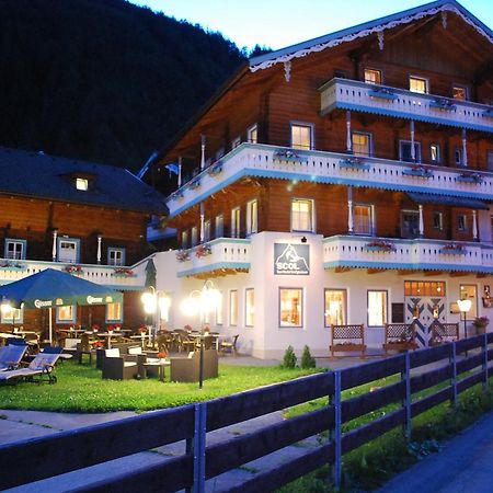 Scol Sporthotel Grossglockner คัลส์ อัม โกรสส์กล็อคเนอร์ ภายนอก รูปภาพ