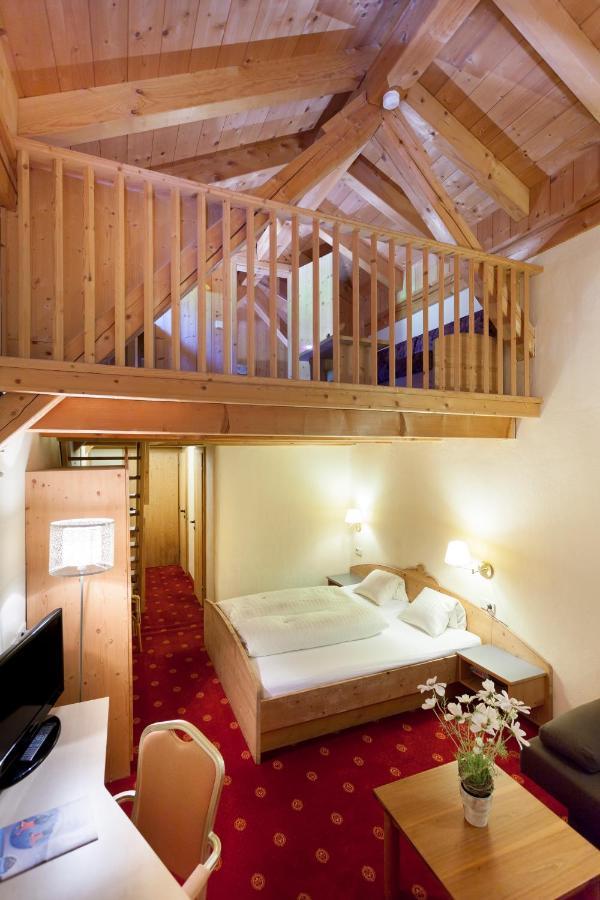 Scol Sporthotel Grossglockner คัลส์ อัม โกรสส์กล็อคเนอร์ ภายนอก รูปภาพ
